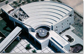 ���䌧����w